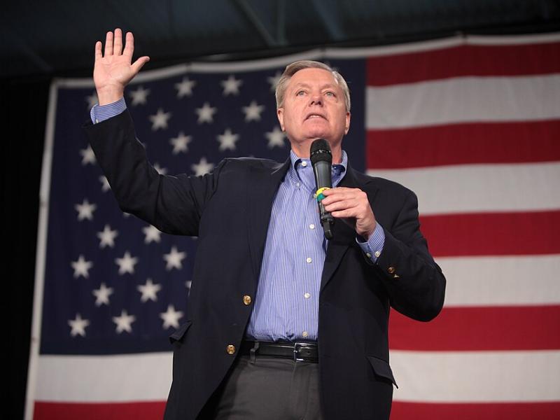 The late Lindsey Graham speaks at a rally in 2015